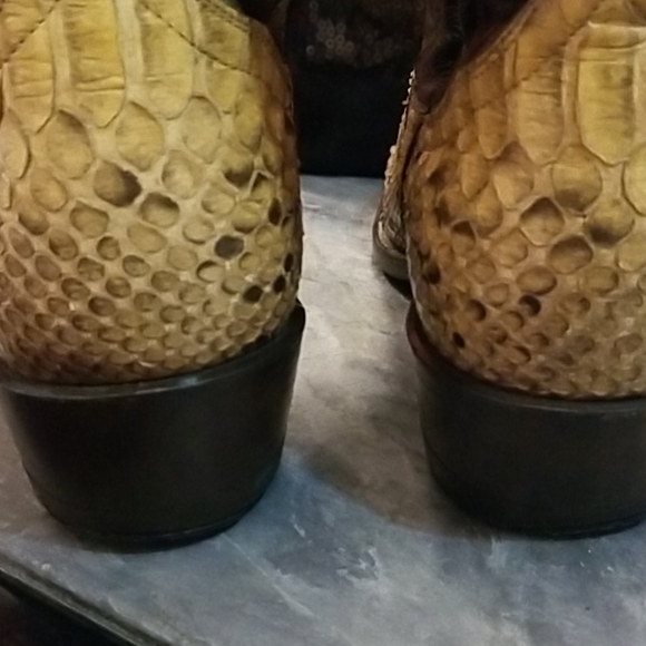 TONY LAMA EXOTIC PYTHON - Picture 6 of 6